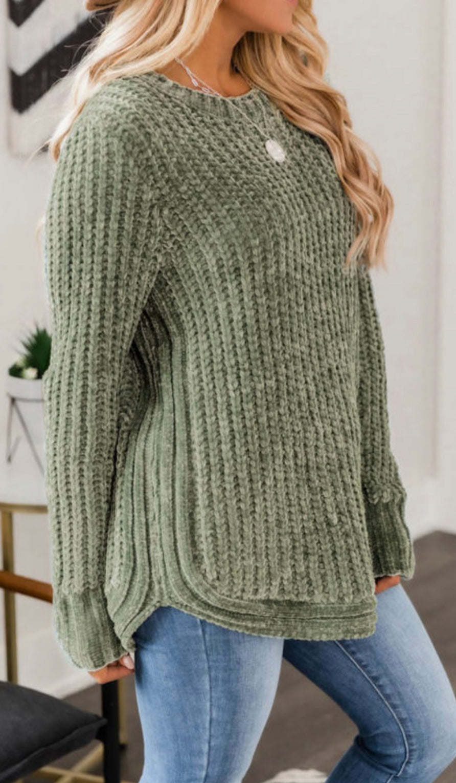 Green Long Sleeve Round Hem Cable Knit