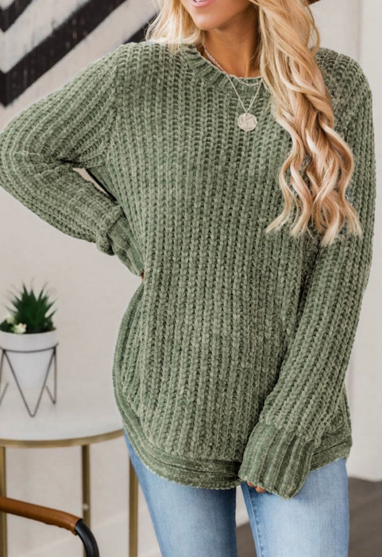 Green Long Sleeve Round Hem Cable Knit