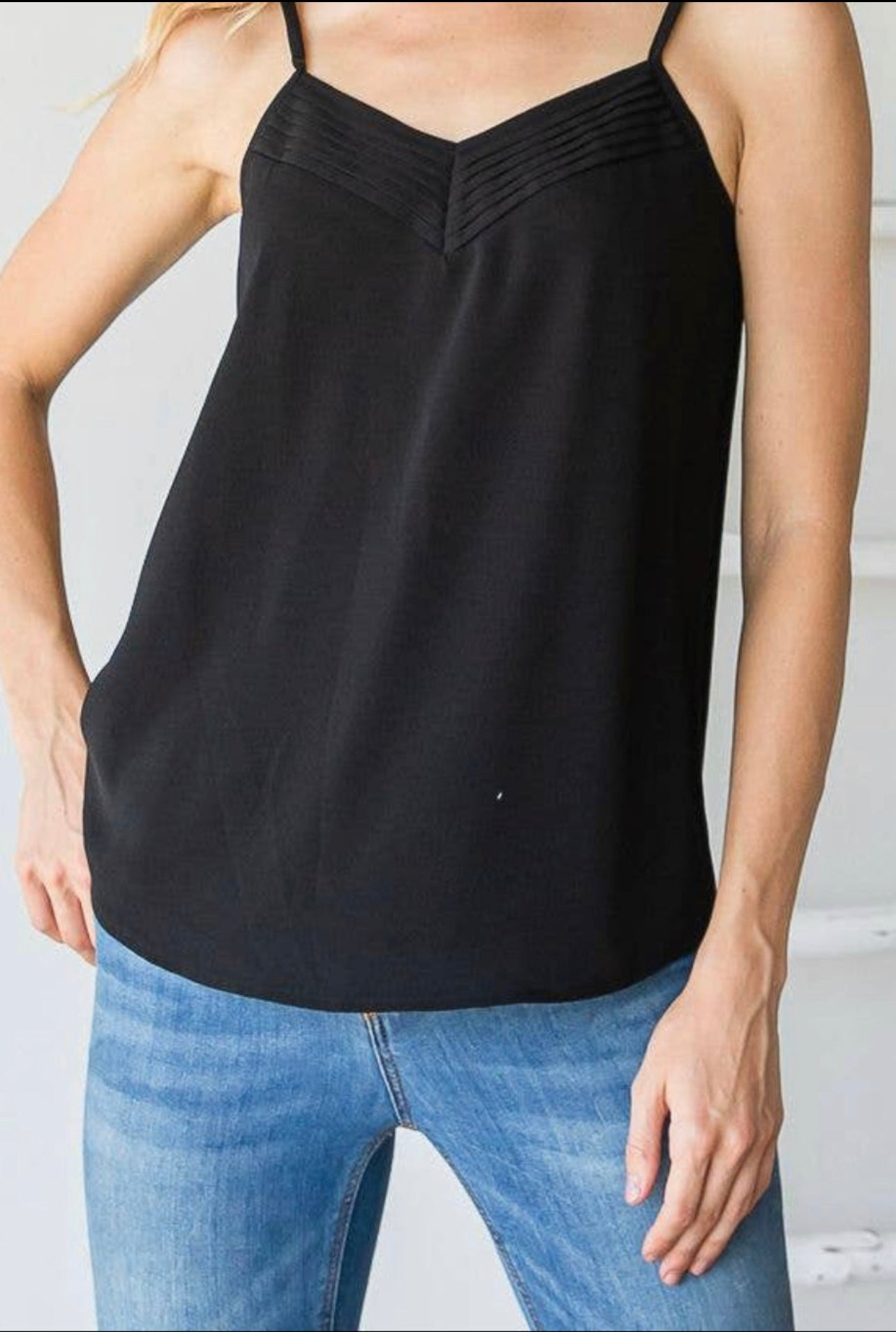 Curvy V-neck Pin Tucked Cami