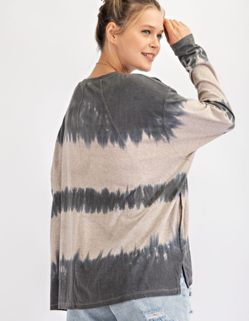 Curvy Wave Washed Long Sleeve Top