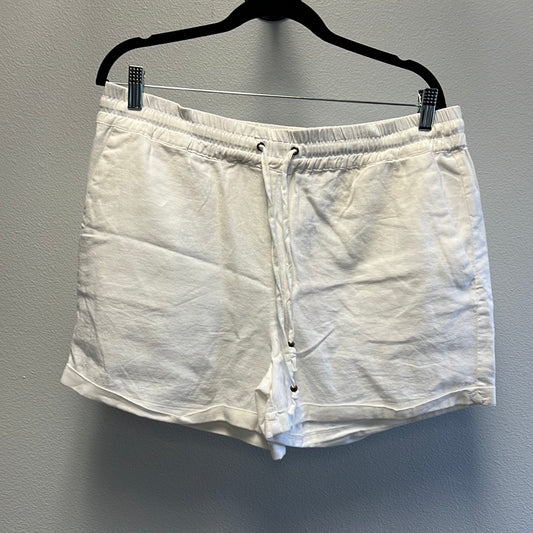 Curvy Elastic Waist Cuffed Linen Shorts