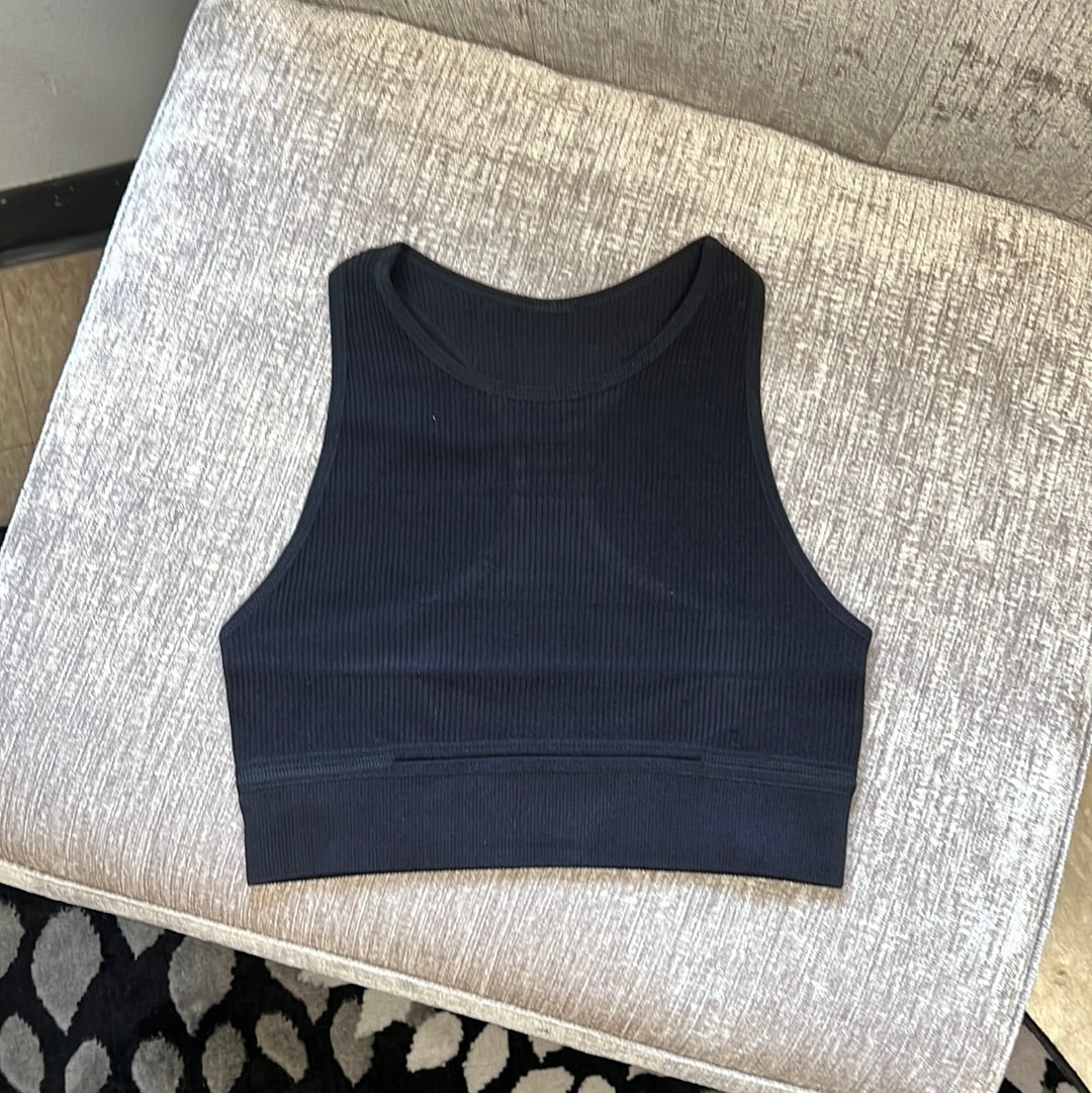 Slit crop tank