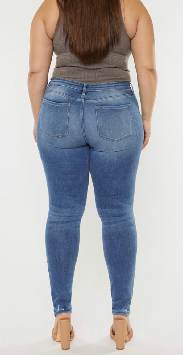 Curvy Kancan MID RISE SUPER SKINNY JEANS