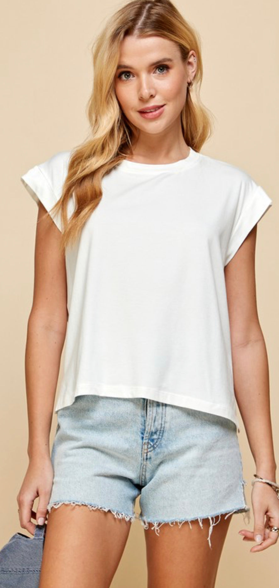 Keep it simple classy short sleeve top