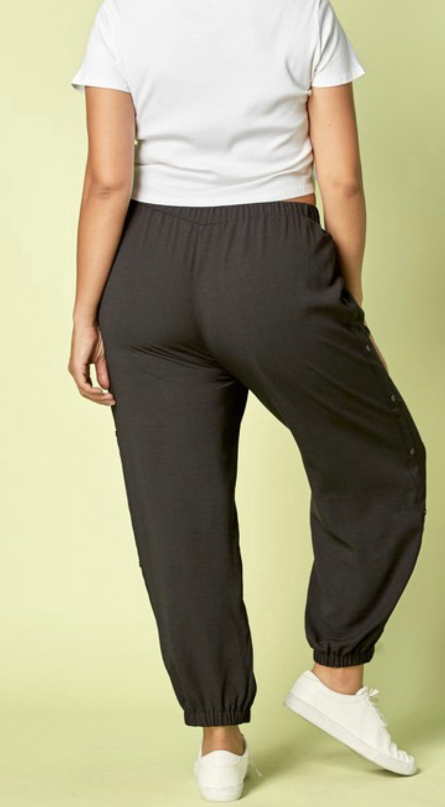 Curvy Leisure Pants W/Side Button