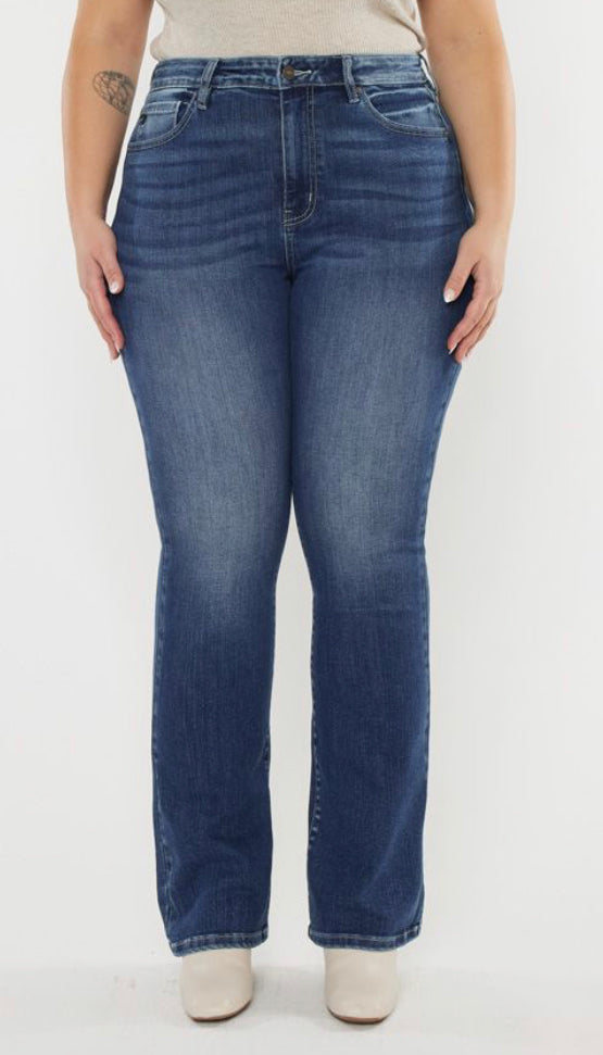 Curvy Kancan clean basic skinny bootcut