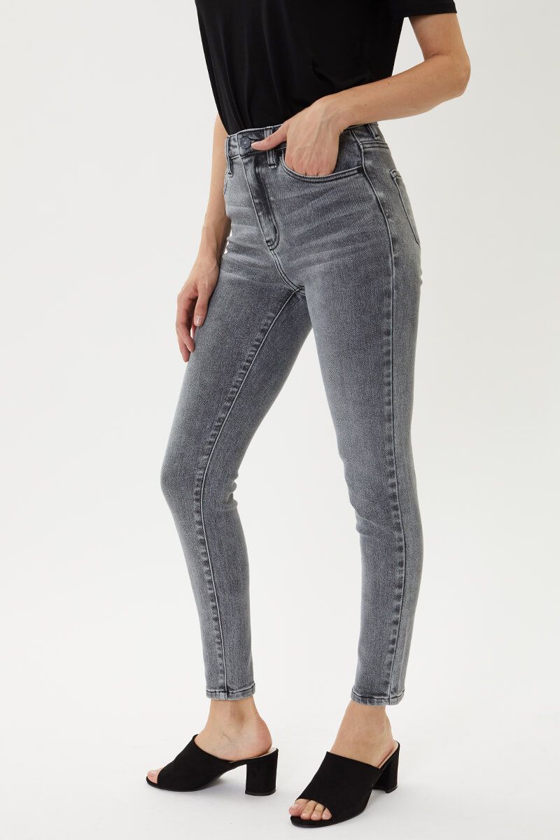 Kelly High Rise Super Skinny